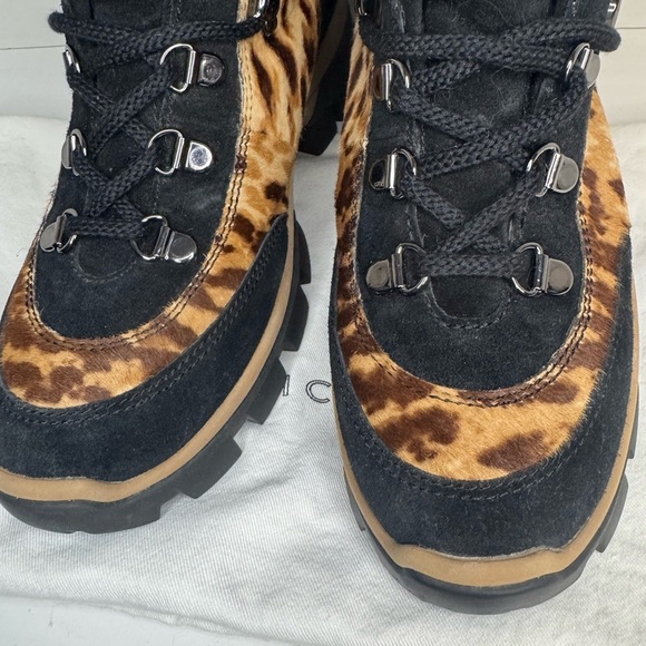 Veronica Beard Galina Leopard Print Leather Workwear Barn Boots Size 7. - Picture 5 of 11